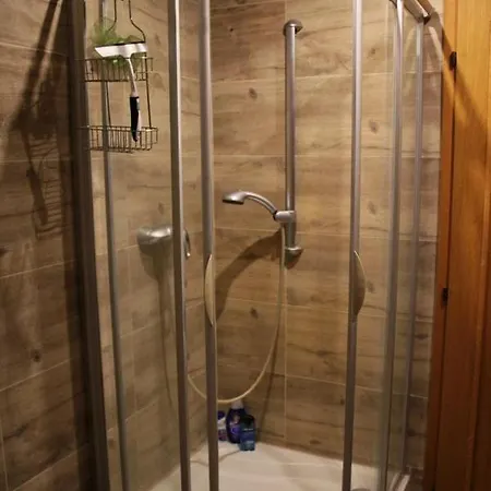 Prijemny Podkrovny V Srdci Dechtic *