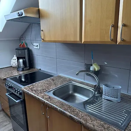 Prijemny Podkrovny V Srdci Dechtic Dechtice